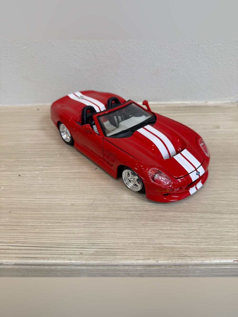 Maisto Shelby series 1 Red Convertible Toy Sports Car with White Racing Stripes